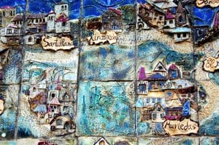 Tres Laredos Park Mosaic: A Journey Through Santillana, Rincóneda & Muriedas