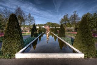 Reflective Fountain in Keukenhof Gardens