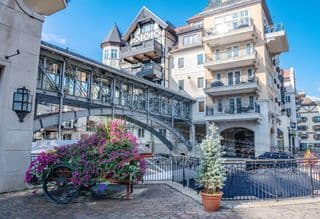 Vail's Covered Pedestrian Bridge: A Landmark of Elegance and Architecture