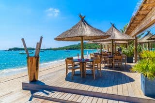 Relaxing Beachside Dining at Saint Cyprien