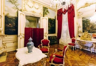 Baroque Elegance at Schoenbrunn Palace