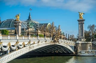 Pont Alexandre III: Gilded Elegance over the Seine