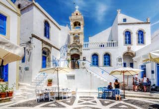 Traditional Greek Courtyard in Nikia Village