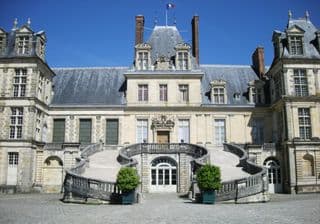 Fontainebleau Castle: A Royal Château in the Forest of Fontainebleau
