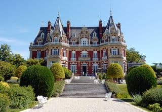 Elegant Victorian Chateau amidst English Gardens