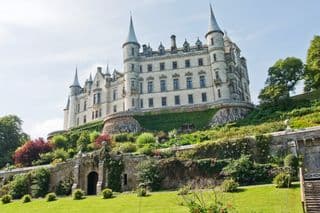 Dunrobin Castle: Scottish Renaissance Elegance amidst Nature's Splendor