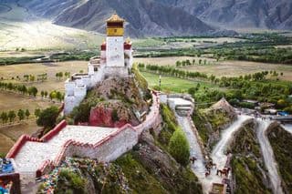Yumbulakhang Palace: A Timeless Tibetan Fortress