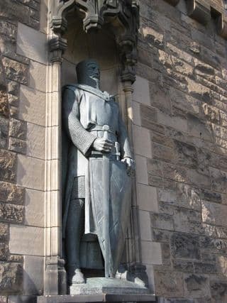 Statue of William Wallace at Edinburgh Castle