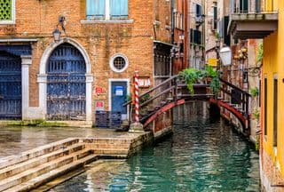 A Hidden Glimpse of Venetian Charm