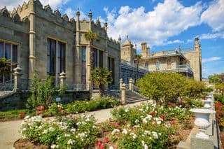 Vorontsov Palace in Crimea: A Jewel of Neo-Gothic Architecture