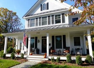American Traditional Home Porch