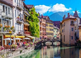 Annecy's Canal-side Cafés Basking in Sunshine