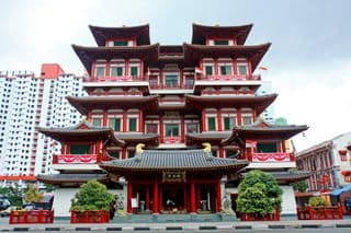 Vibrant Buddha Tooth Relic Temple in Singapore