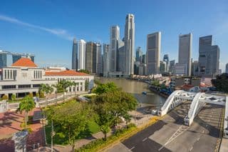 Singapore Riverfront Urban Oasis