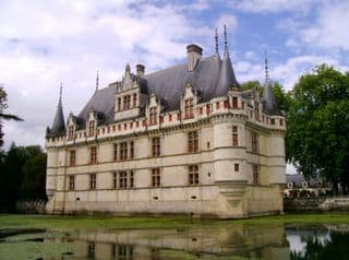Château d'Azay-le-Rideau Reflection in Moat