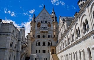 Neuschwanstein Castle: A Marvel of Romantic Architecture