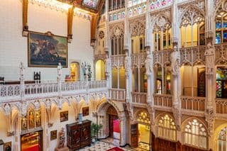 Gothic Elegance at De Haar Castle's Main Hall