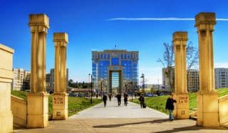 Montpellier's Triumphal Arch in the Sun
