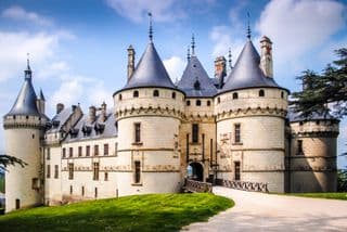 Château de Chambord: A Renaissance Jewel by the River Loire