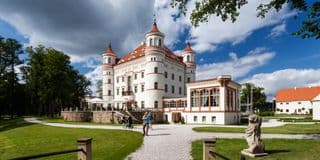 Wojanów Palace: A Jewel of Polish Architecture