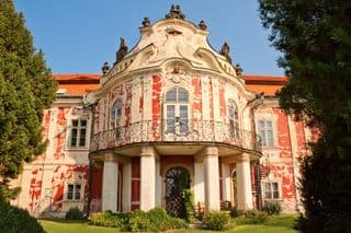 Baroque Elegance of Castle Steknik in the Czech Republic