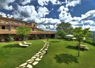 Tuscan Sunlit Retreat