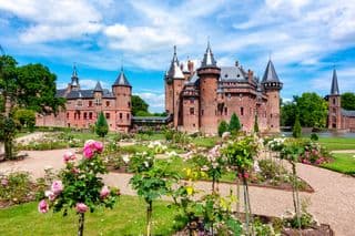 Castle de Haar in Flowerful Splendor