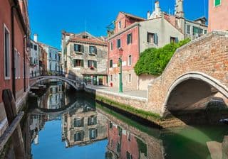 Reflections of Venetian Architecture