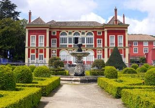 Fronteira Palace's Baroque Elegance