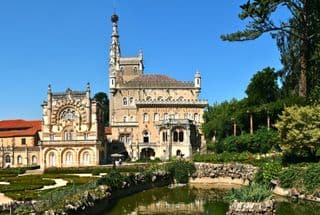 Regal Palace Hotel do Buçaco amidst the Portuguese Countryside